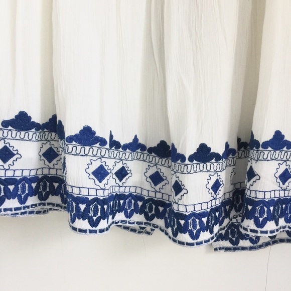 Embroidered Jacket - Picture 6 of 6